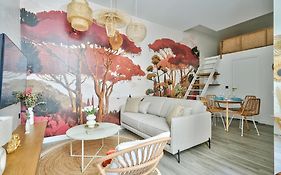 Paradise In The Center Of Paris - Le Marais