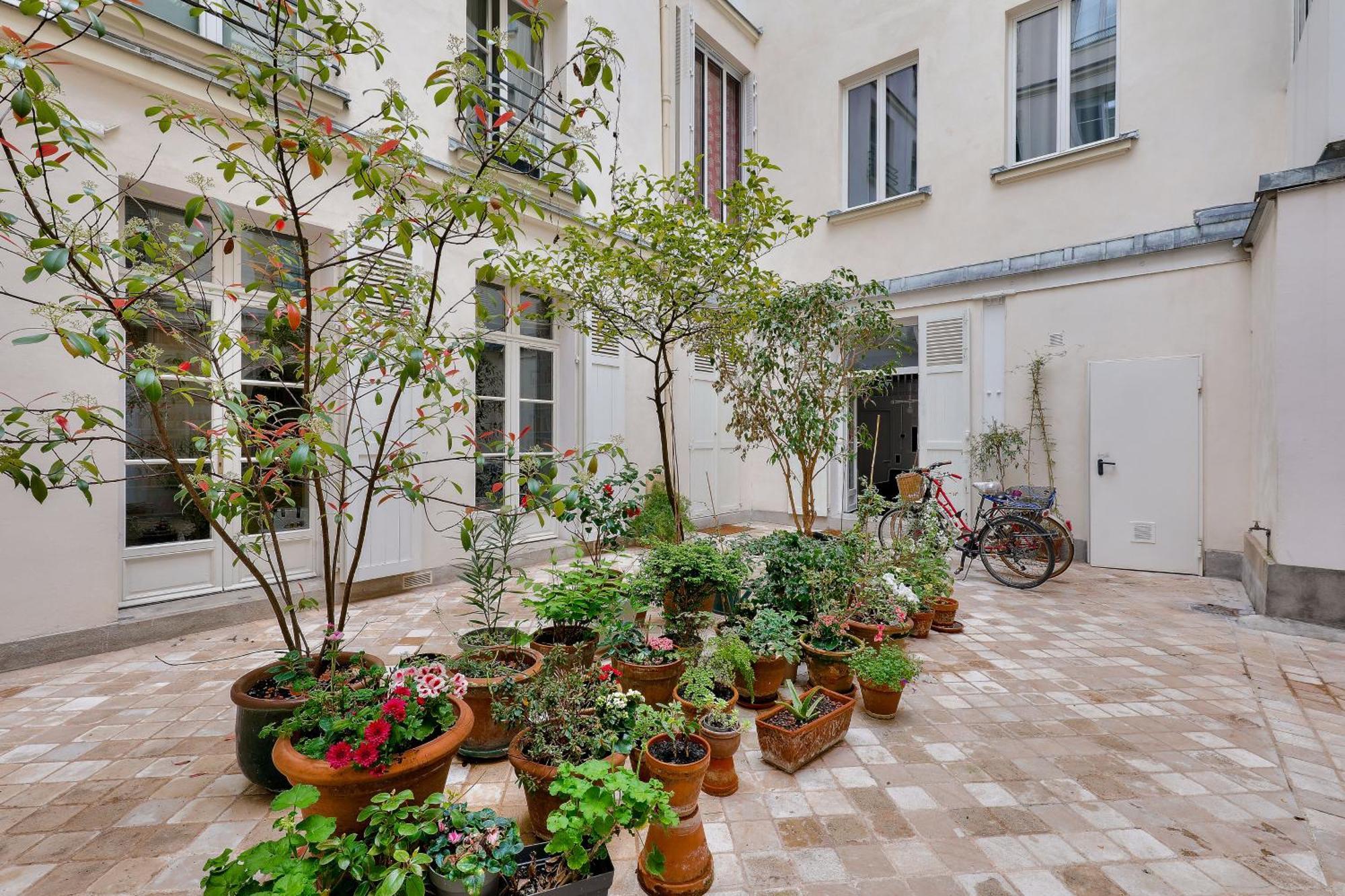 Paradise In The Center Of Paris - Le Marais Esterno foto